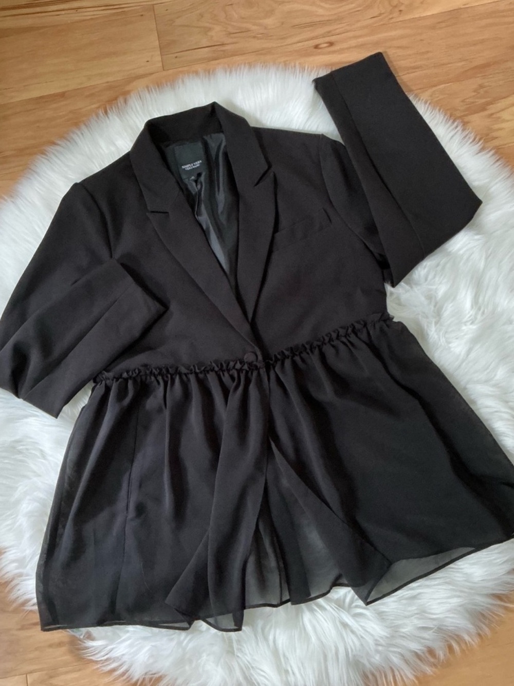 Simply Vera Vera Wang Blazer With Chiffon: Black Emergence!